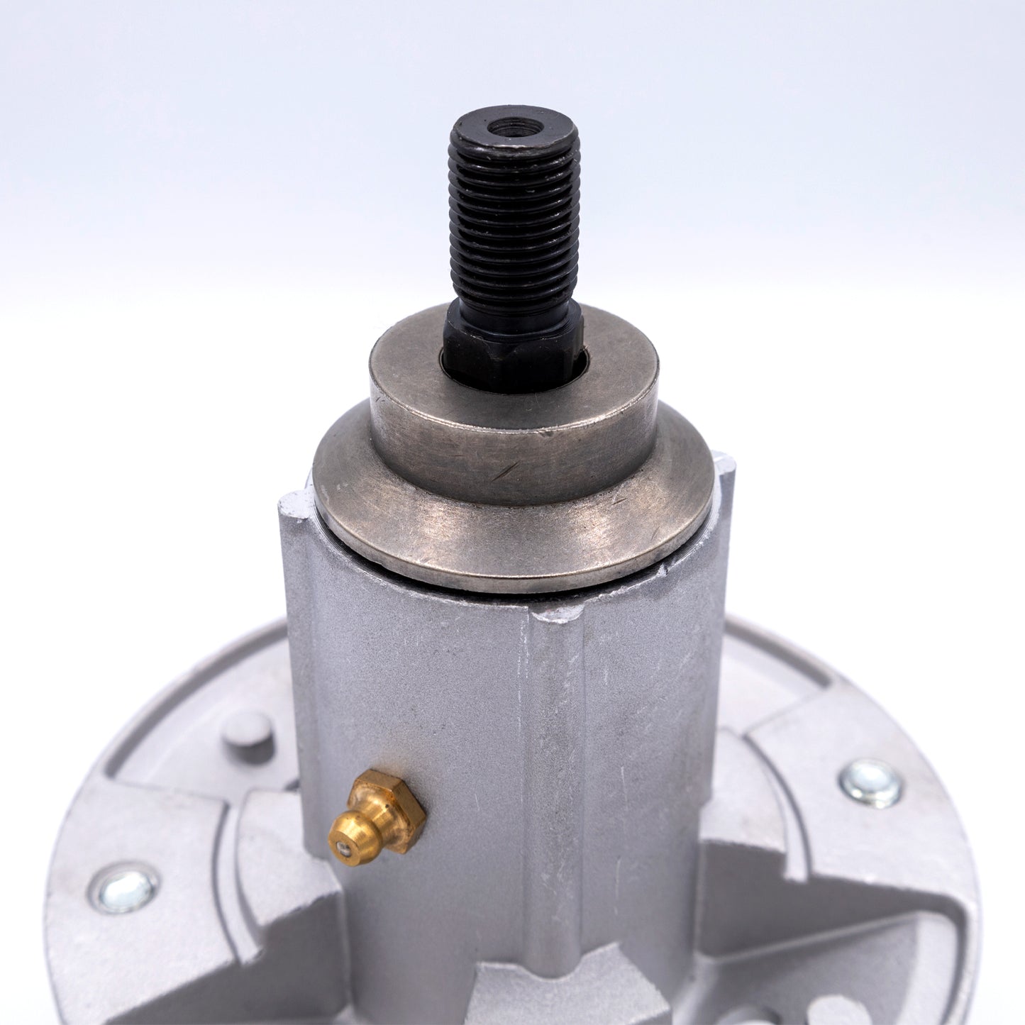 HENRY'S SPINDLE ASSEMBLY H3305819 REPLACES JOHN DEERE GY21098